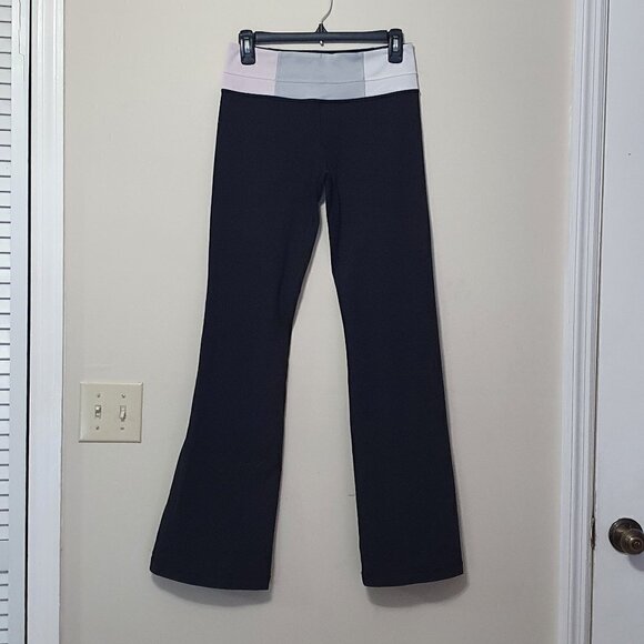 Lululemon Reversible Groove Regular Pant in Quilt 13 - Picture 4 of 13